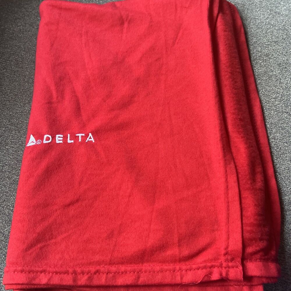Delta Airlines Embroidered Logo Red Lap In Flight Blanket Approximately 45”x 56”